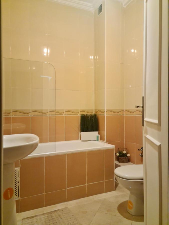 Superbe Appartement à 2 Min de la gare de Tanger et à 5 min de la plage Malabata Tânger Exterior foto